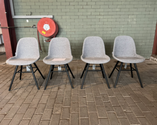 4x Albert Kuip Soft eetkamerstoel Zuiver, Grijs / Chroom